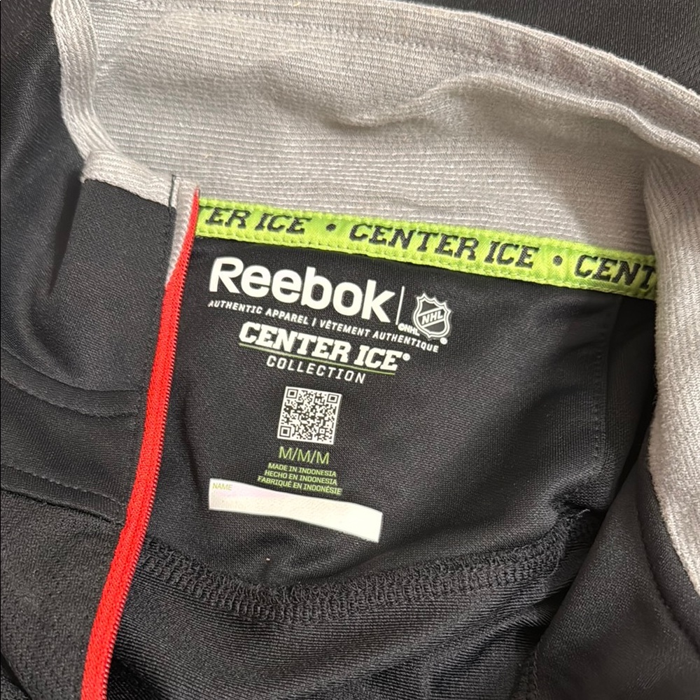 NEW | Reebok | Authentic Chicago Blackhawks Pullover - Picture 2 of 8